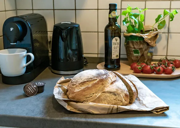Rita - Atemberaubende Wasserfaelle Im Schwarzwald